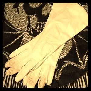 French 1950s Lionel Le Grand Kidskin Gloves (6)